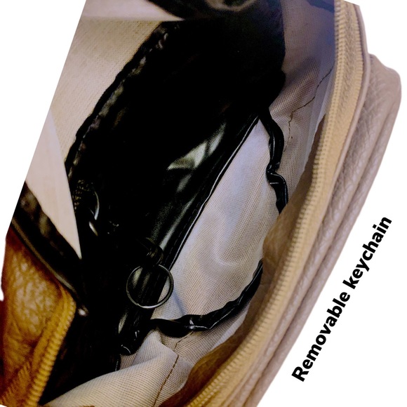 VEGAN LEATHER FANNY PACK NWT Only 1 left - Picture 4 of 12